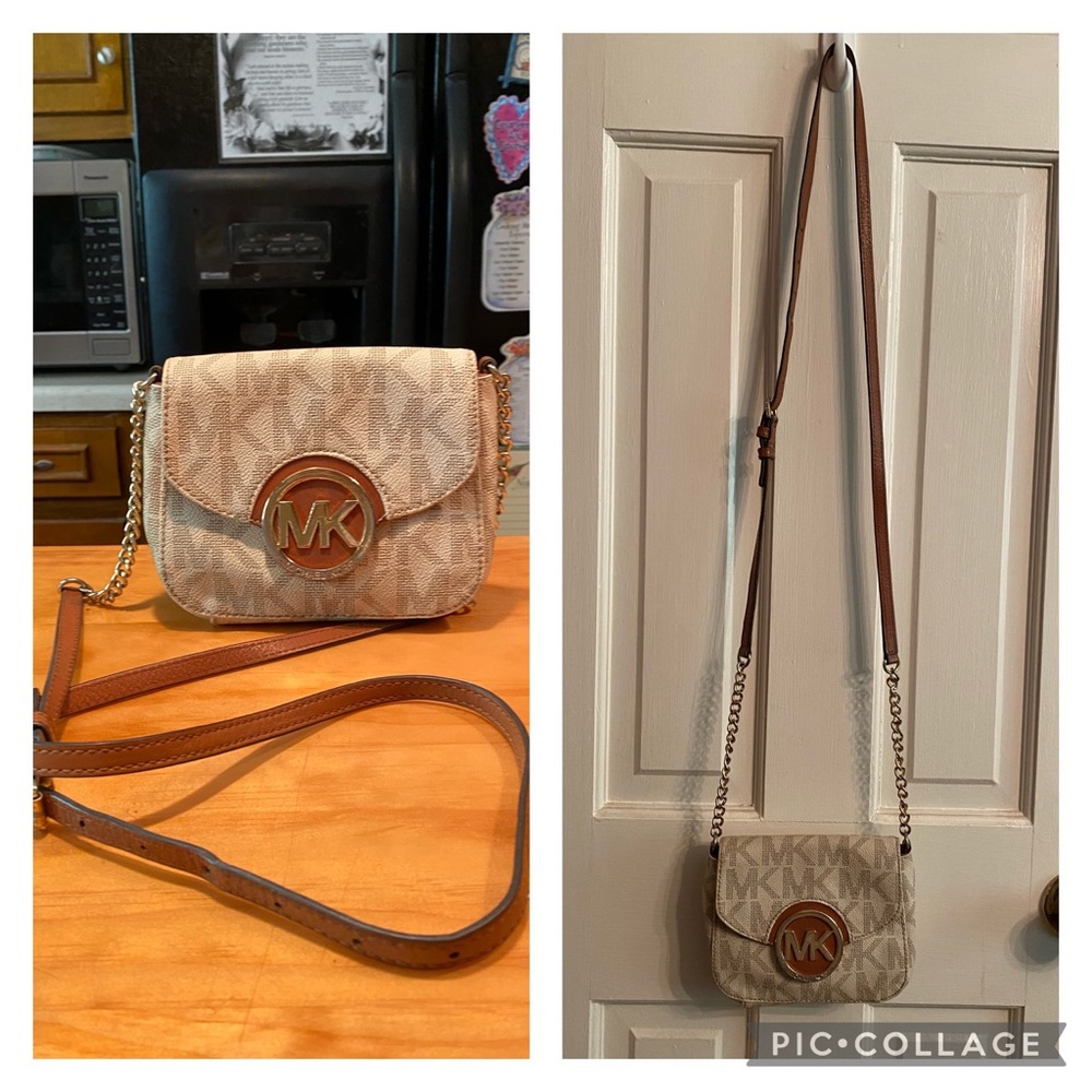 Michael Kors Dotted Canvas Coated Leather Shoulderbag Crossbody